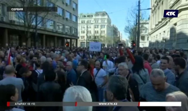 Митинг в Сербии перерос в массовые беспорядки