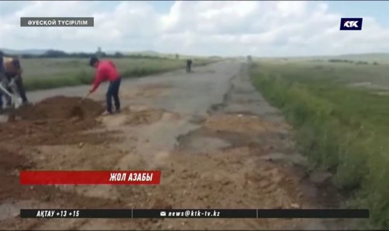 Ақынның мерейтойы қарсаңында жамап жасқалған жол, қонақтар кетісімен қараусыз қалған