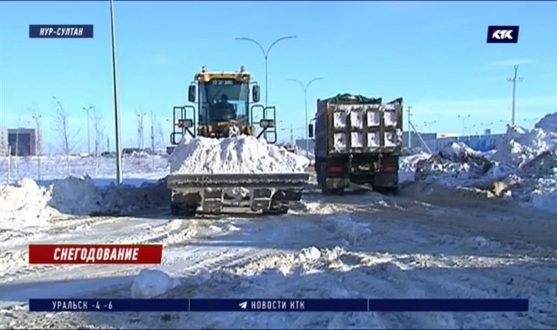 Снег в Нур-Султане мешает жителям и космическим технологиям 