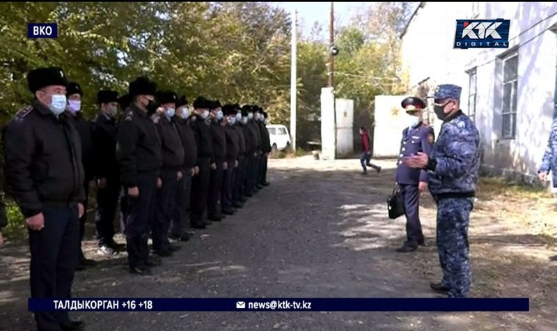 После смерти мужчины во время допроса уволено пятеро