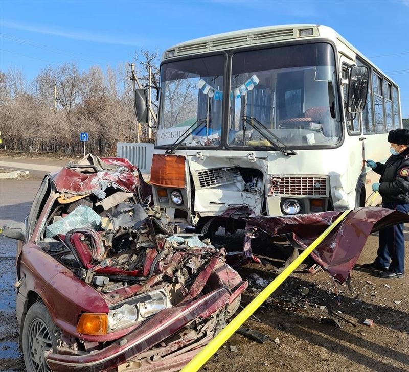 Алматы облысында жантүршігерлік апаттан жүргізуші көз жұмды