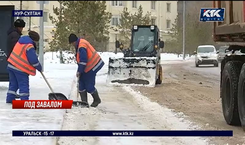 Непогода спровоцировала ДТП и задержку авиарейсов в Нур-Султане