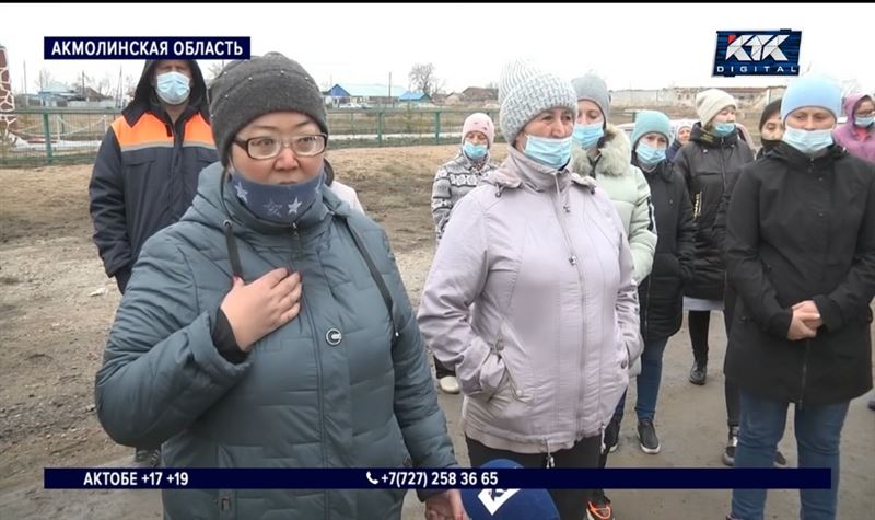 Чиновники просят сельчан потерпеть 1,5 года без воды