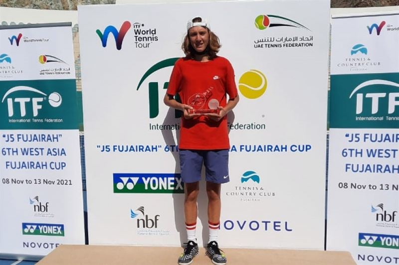 Казахстанский теннисист стал абсолютным чемпионом турнира серии ITF в ОАЭ