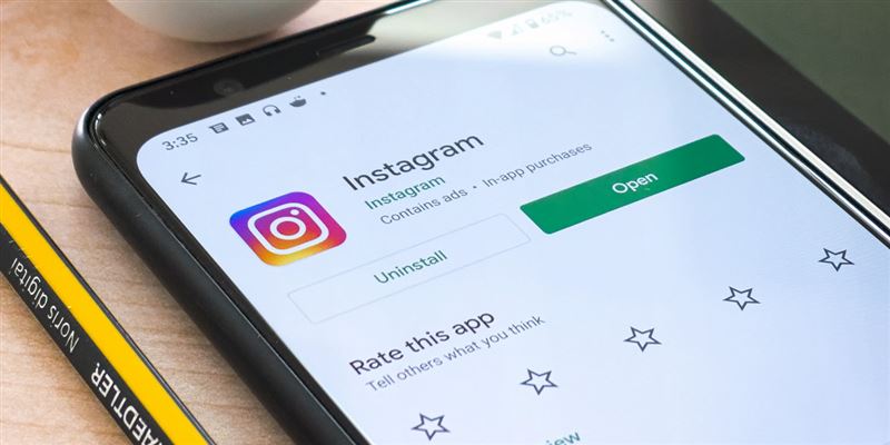 Instagram запустил отдельную кнопку лайков для сторис