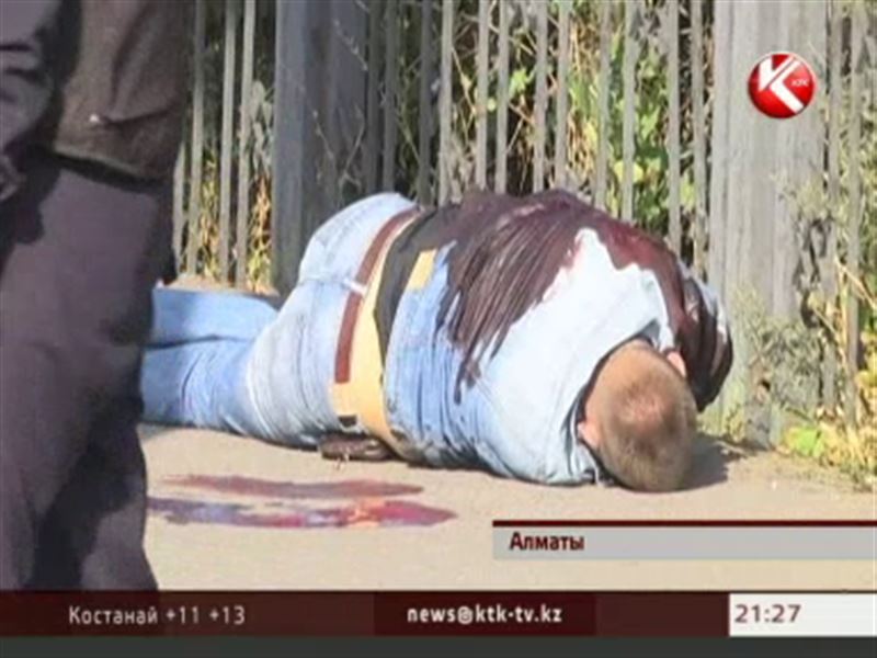 В Алматы неизвестные расстреляли инкассаторов, один погиб на месте
