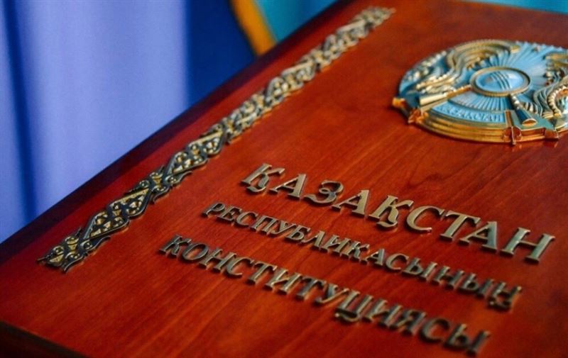 Референдум арқылы Конституцияның 33 бабына 56 өзгеріс енгізіледі 