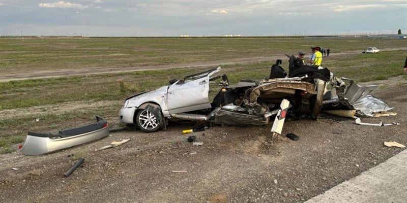 ДТП на трассе Актобе – Атырау: один погиб и двое в больнице