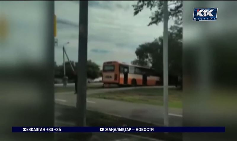 15 человек пострадали при столкновении автобусов в Экибастузе