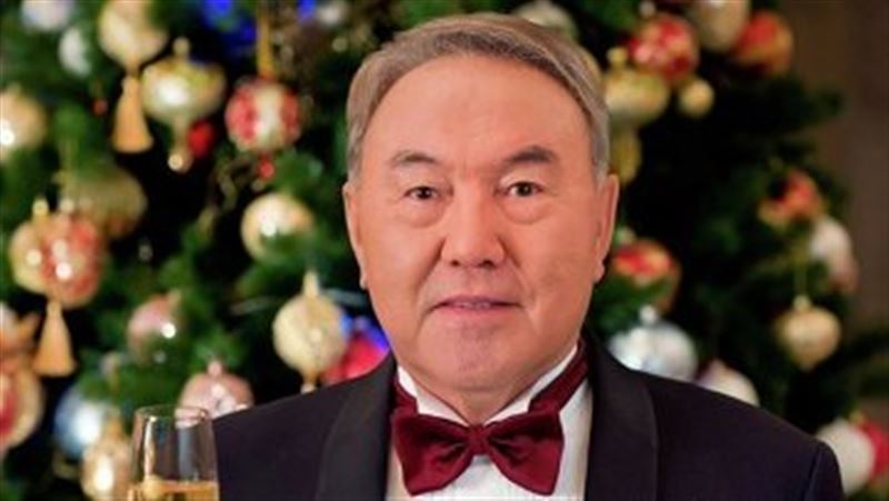 Нурсултан Назарбаев: партии и СМИ – полная хе*ня