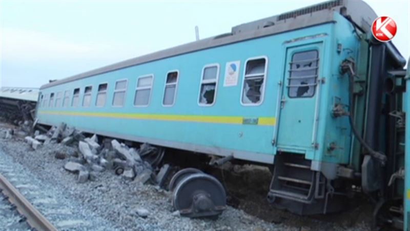 В Атырауской области перевернулся пассажирский поезд: 8 человек пострадали