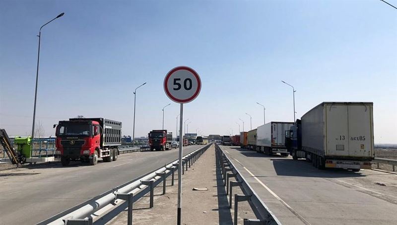 Автомобильные пункты пропуска на границе Казахстана и КНР не будут работать на праздники – КГД