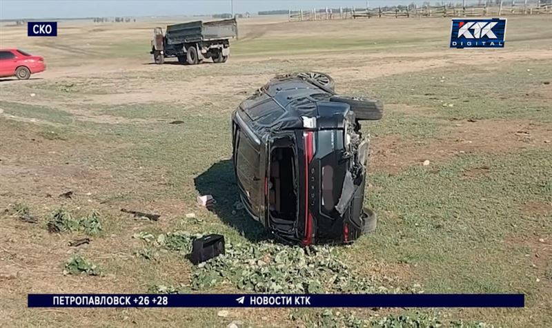 Два водителя и три пассажира погибли в результате лобового столкновения на трассе в СКО