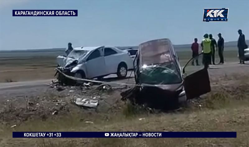 13 человек пострадали в ДТП на трассе в Карагандинской области