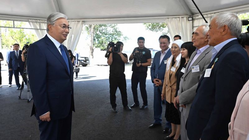 Президен екібастұздық көп балалы ананың өтінішіне жауап берді