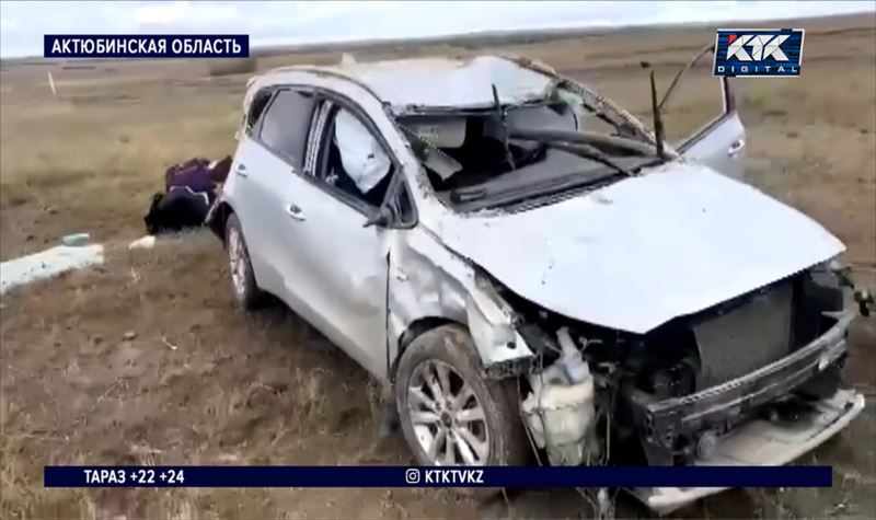 Автомобиль с семьей перевернулся на трассе: погиб ребенок