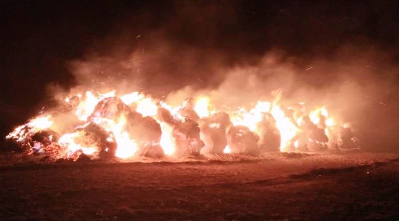 Возгорание более 100 тонн сена тушили более 13 часов в ВКО – возбуждено дело о поджоге