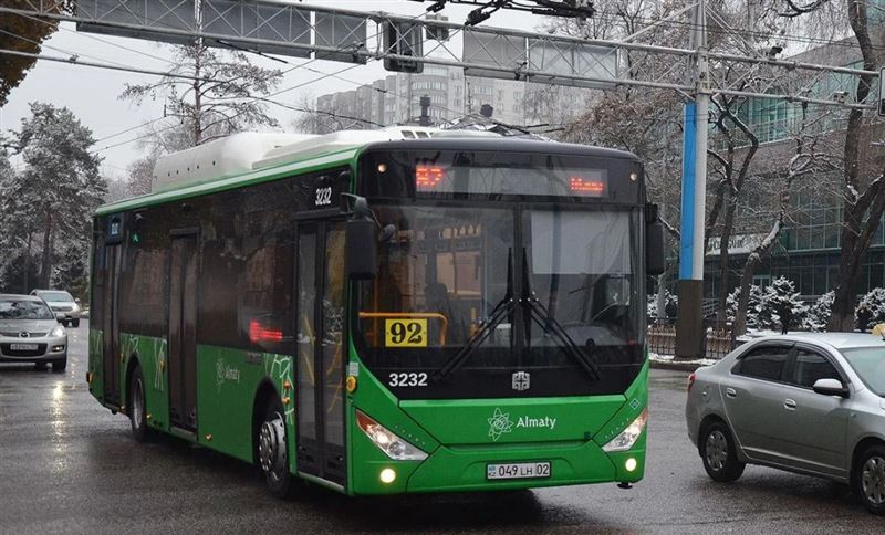 Электронную оплату проезда в автобусах ввели во всех регионах Казахстана