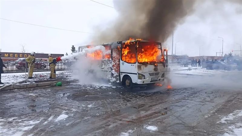 Жетісу облысында жолаушылар автобусы өртенді