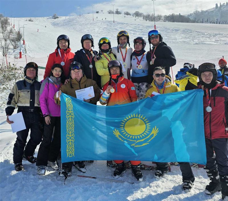 Oi-Qaragai курортында БАҚ өкілдері арасында тау шаңғысынан екінші мәрте ашық «Қазақстан – 2024» кубогі өтті