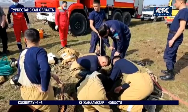 Спасатели вызволили девушку из дренажного колодца, но она скончалась