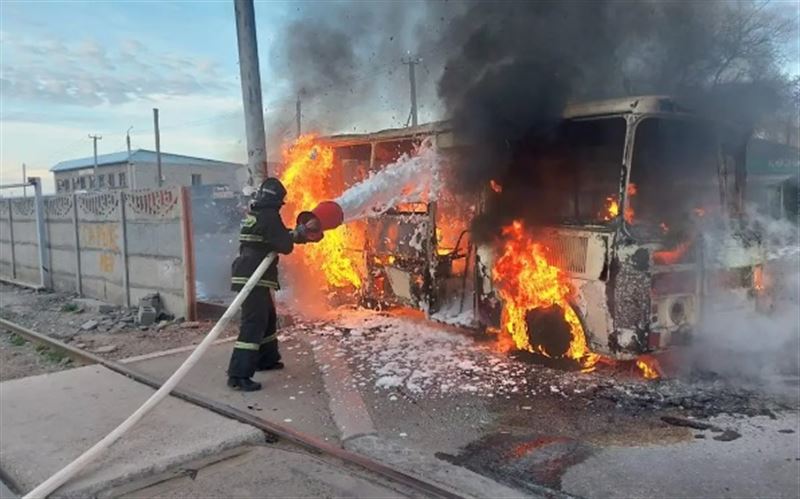 Таразда автобус өртенді