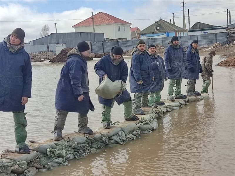 Бойцы Нацгвардии пришли на помощь населению в Акмолинской области