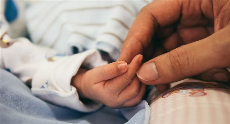 Финансирование медуслуг, связанных с родами и уходом за новорожденными, повысили в Казахстане
