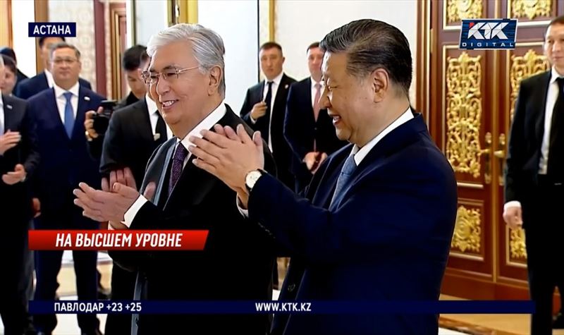 Как в Астане встретили Си Цзиньпина и что ждут политологи от его визита