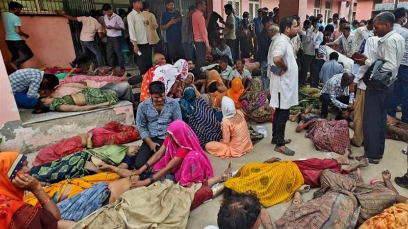 Более 100 человек погибло в давке на религиозном фестивале в Индии