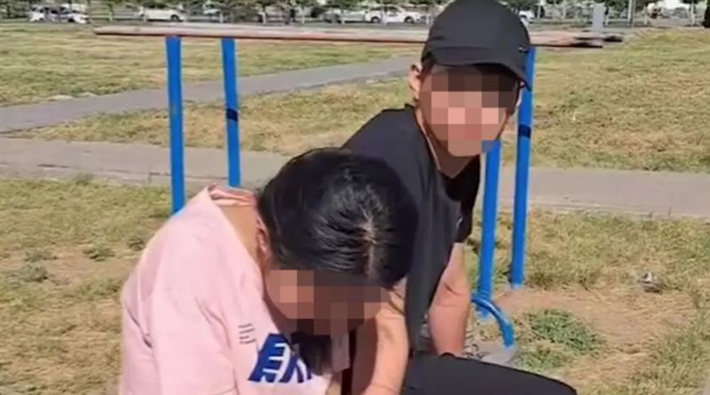 «Издевался над девушкой»: полиция Астаны завела дело после видео в соцсетях