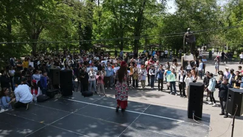 В Алматы изменят места для проведения митингов и шествий