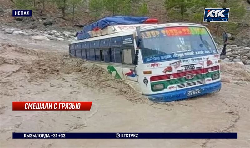 Жаңалықтар - Два автобуса с людьми упали в реку из-за оползня в Непале