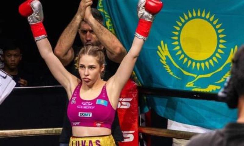 Ангелина Лукас одержала одиннадцатую победу и стала чемпионкой мира IBO