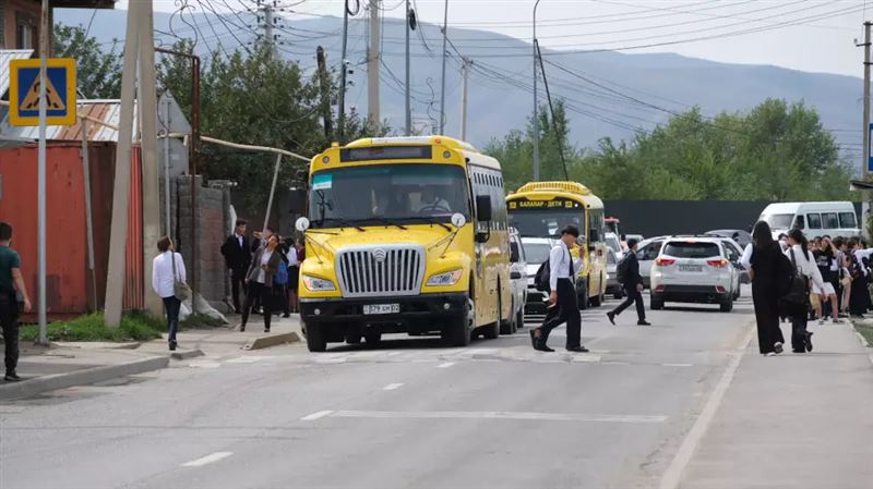 В Турксибском районе Алматы увеличилось количество школьных автобусов