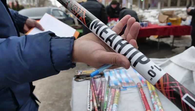 Два человека обратились в больницу с ожогами от пиротехники в Актобе