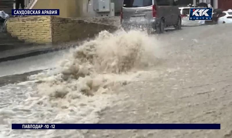 «Красный» уровень опасности объявлен в Мекке, Медине и Джидде из-за ливней