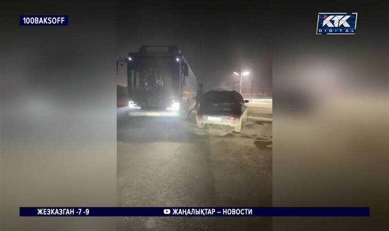 В Алматы пьяный мужчина угнал автобус