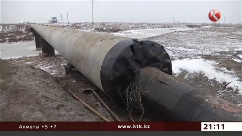 Утечка нефти произошла в Атырауской области