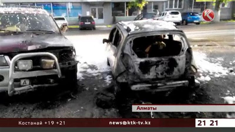 Таинственный поджигатель держит в страхе алматинских водителей