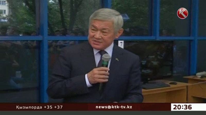 Сапарбаев астаналық оқушылар үшін тестілеуді 15 минутқа ұзартуды сұрады