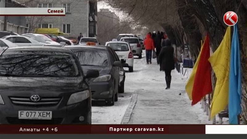 Трассы страны покрылись льдом, в городах очереди в травмпунктах