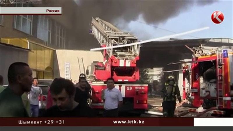 Под завалами сгоревшего склада обнаружили тела восьми московских спасателей