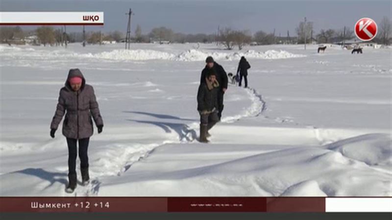 ШҚО-да қар құрсауында қалған ауыл жұрты ішерге ас таппай қиналып отыр