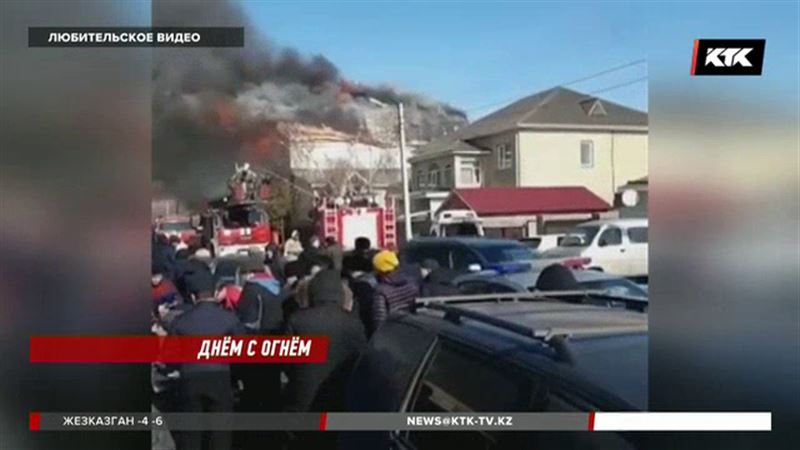 В Астане заживо сгорели женщина и ребенок