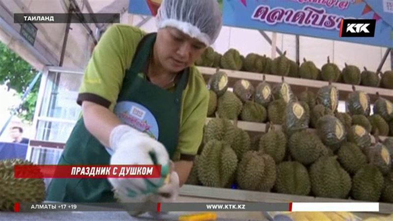 В Таиланде начался сезон сбора и поедания дурно пахнущего фрукта