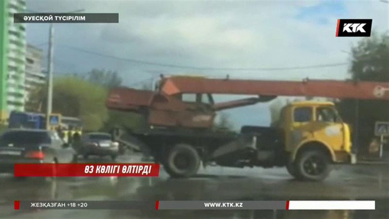 Павлодарда автокран жүргізушісі өз көлігіне жаншылып өлді