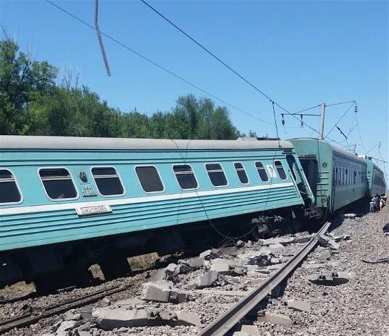 Апатқа ұшыраған пойыздың жолаушылары Алматыға жетті 